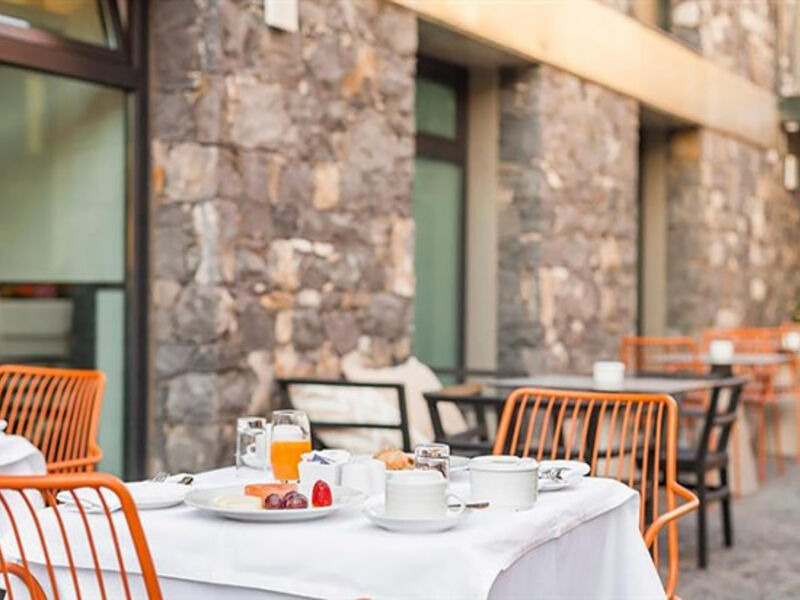 Castanheiro Boutique