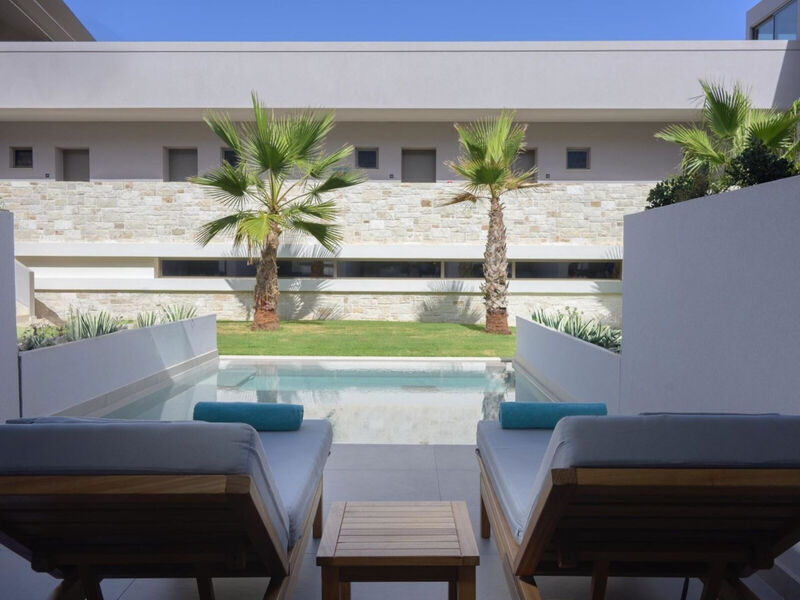 Castello Boutique Suites By The Sea