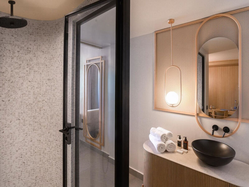 Castello Boutique Suites By The Sea