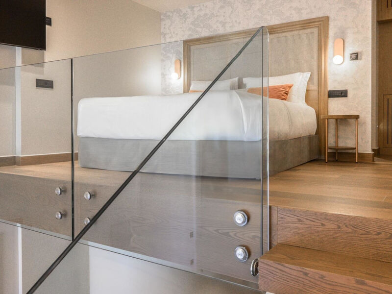 Castello Boutique Suites By The Sea