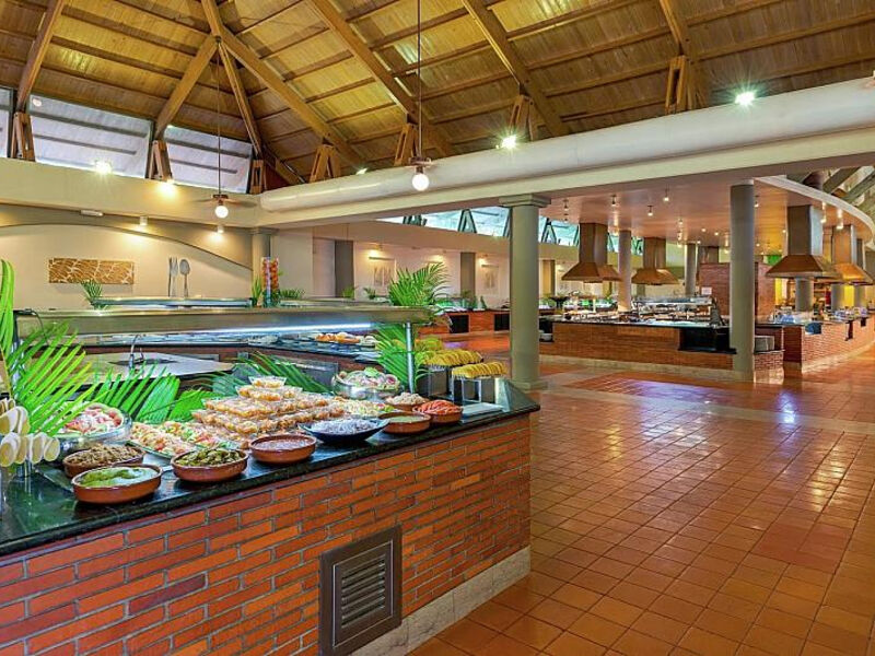 Catalonia BáVaro Beach & Golf Resort