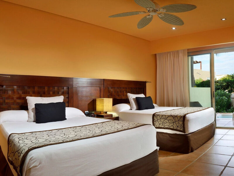 Catalonia Riviera Maya