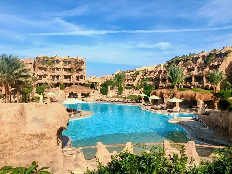 Caves Beach Resort