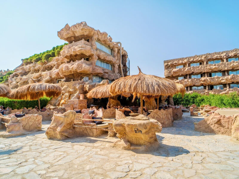Caves Beach Resort