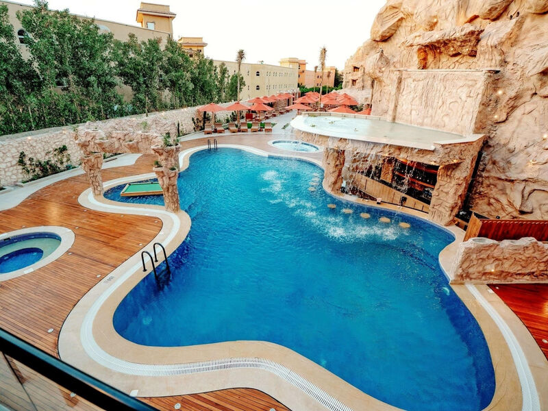 Caves Beach Resort