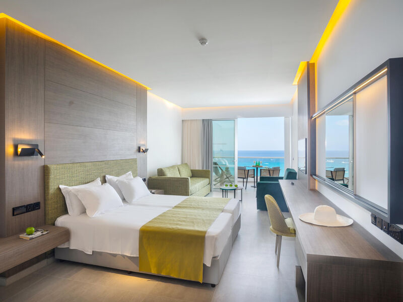 Cavo Maris Beach
