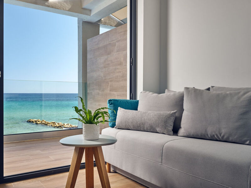 Cavo Orient Beach Hotel & Suites
