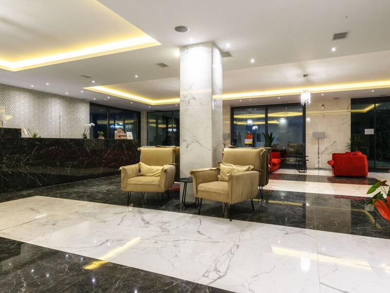 Cavo Orient Beach Hotel & Suites