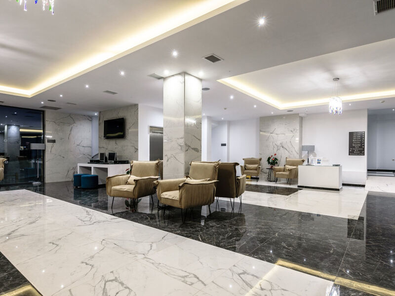Cavo Orient Beach Hotel & Suites
