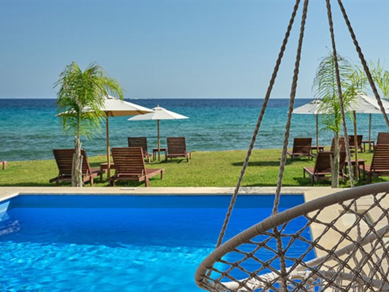 Cavo Orient Beach & Suites