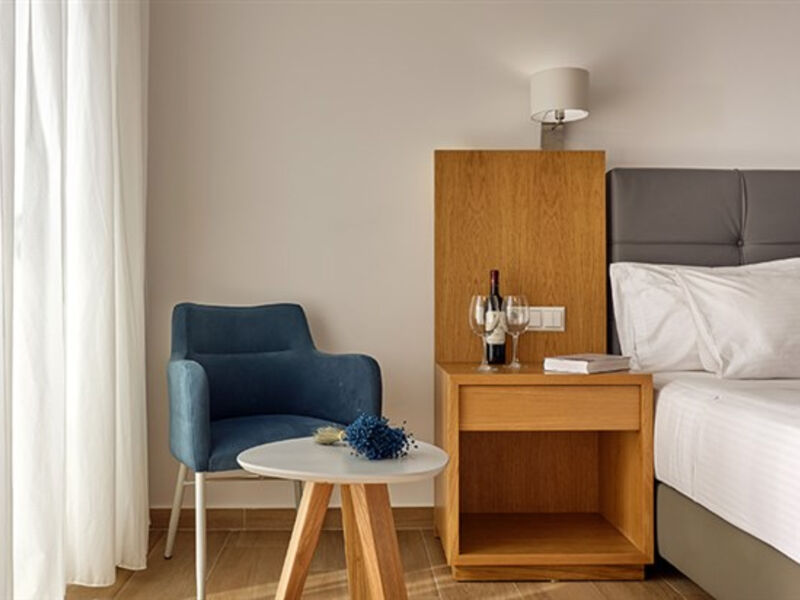 Cavo Orient Beach & Suites