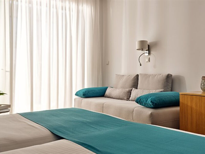 Cavo Orient Beach & Suites