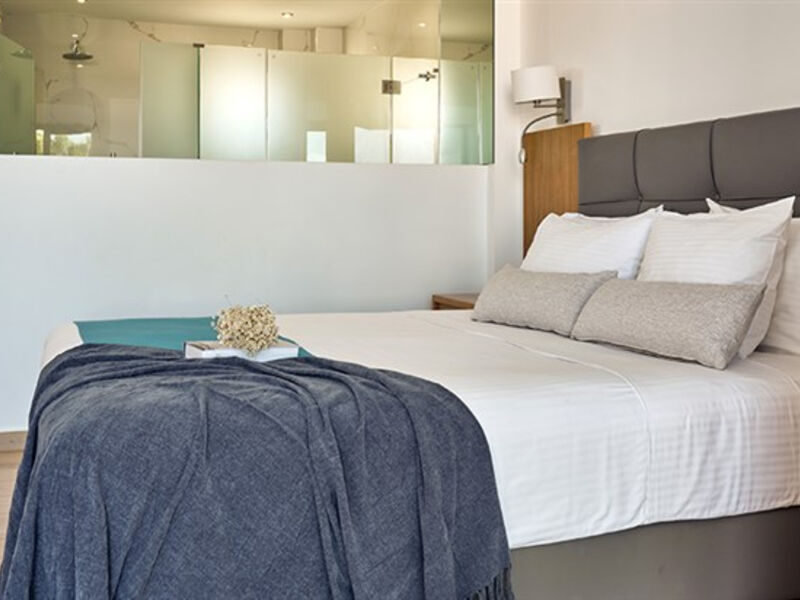 Cavo Orient Beach & Suites