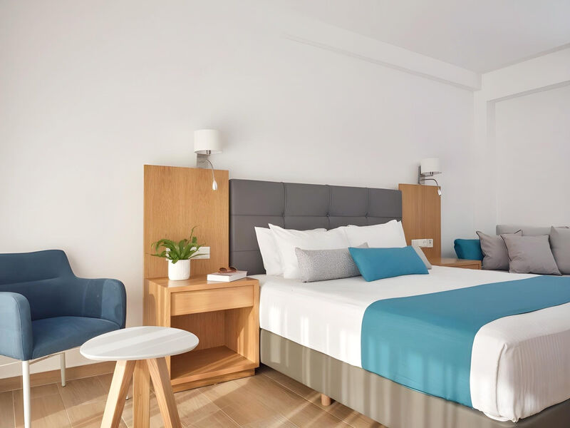 Cavo Orient Beach