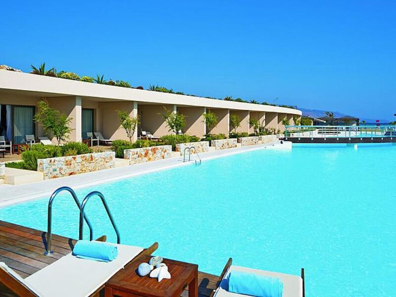 Cavo Spada & Spa Resort