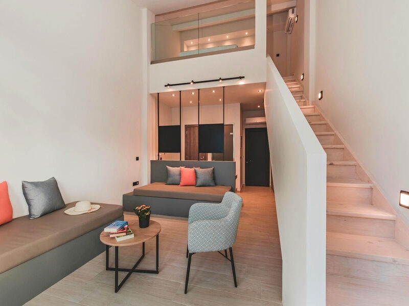Cavo Suites