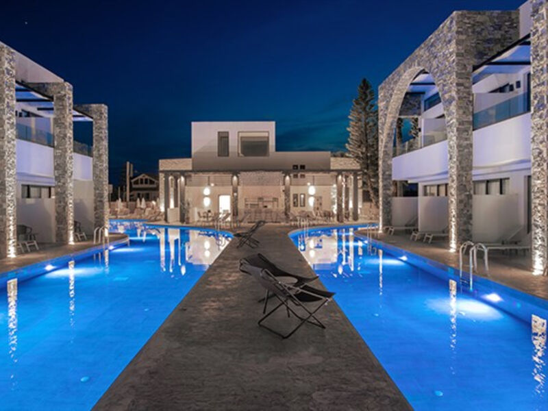 Cavo Suites
