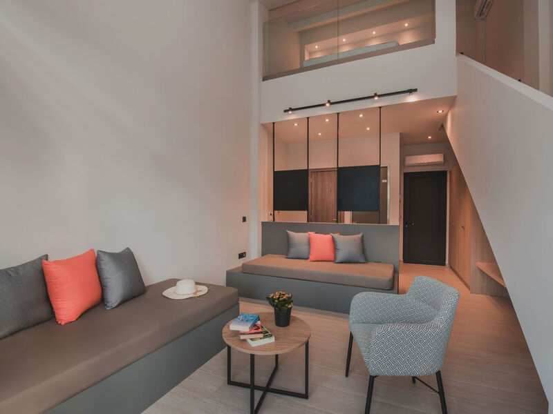Cavo Suites