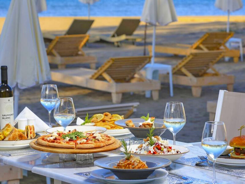 Cavomarina Beach