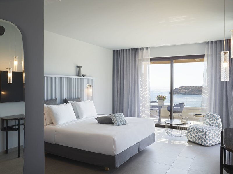 Cayo Exclusive Resort & Spa