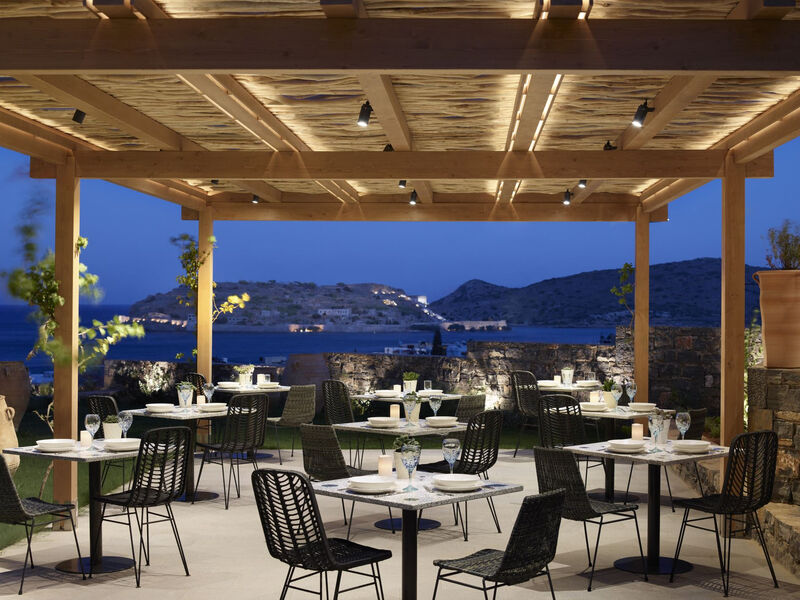 Cayo Exclusive Resort & Spa