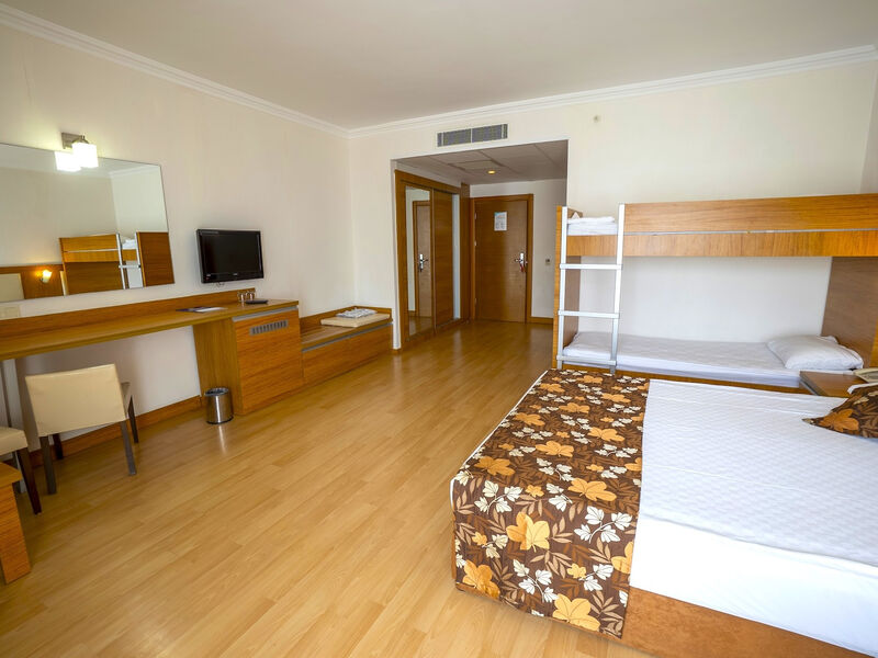 Cenger Beach Resort