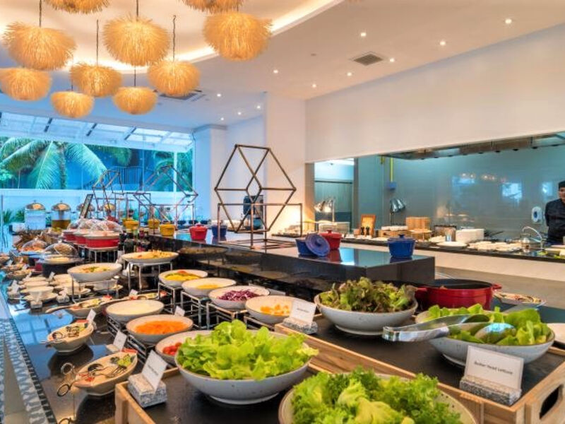 Centara Ao Nang Beach Resort And Spa