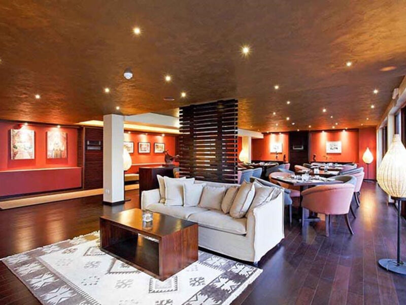 Centara Ceysands Resort & Spa