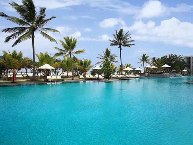 Centara Ceysands Resort & Spa