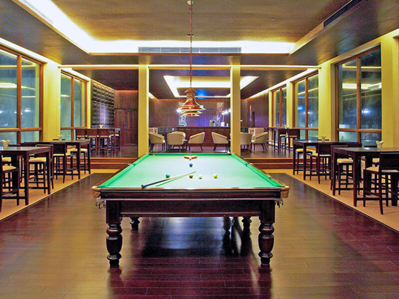 Centara Ceysands Resort & Spa