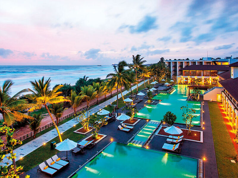 Centara Ceysands Resort & Spa