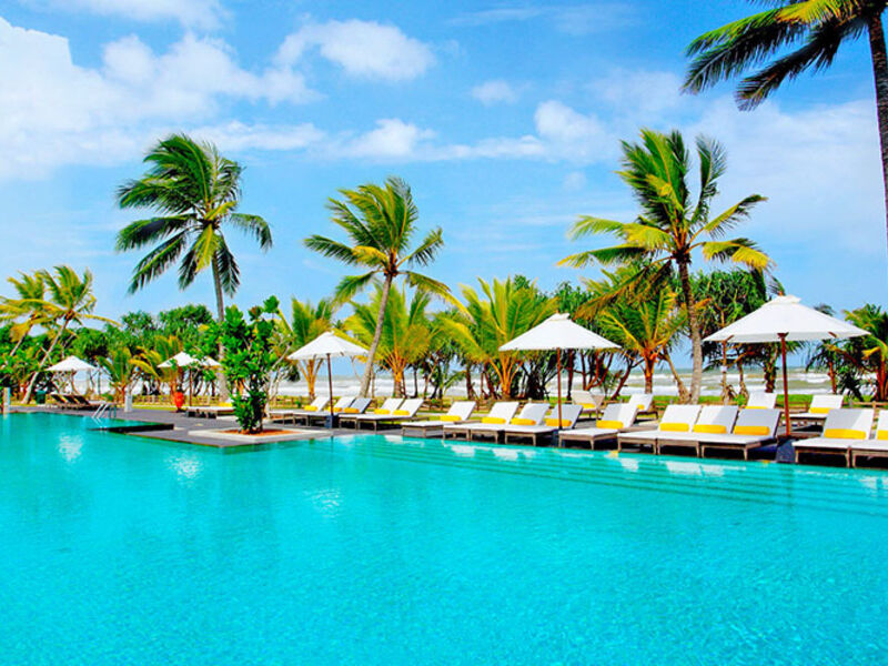 Centara Ceysands Resort & Spa