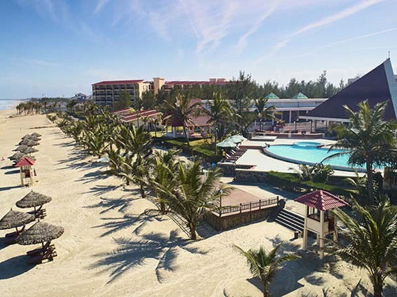 Centara Sandy Beach Resort Danang