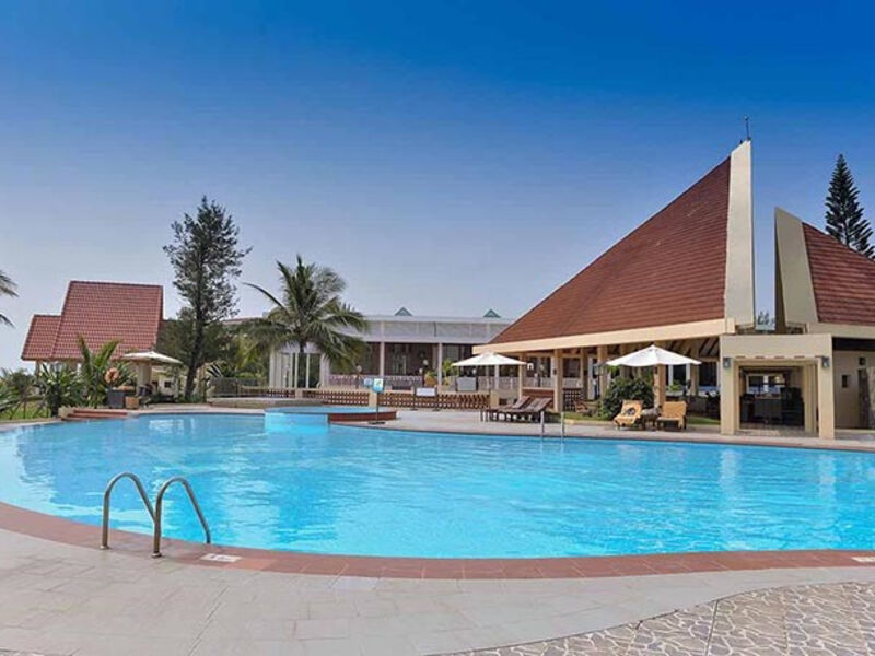 Centara Sandy Beach Resort Danang