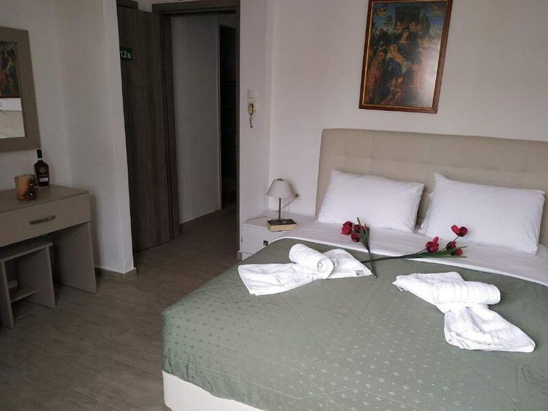 Central Hotel