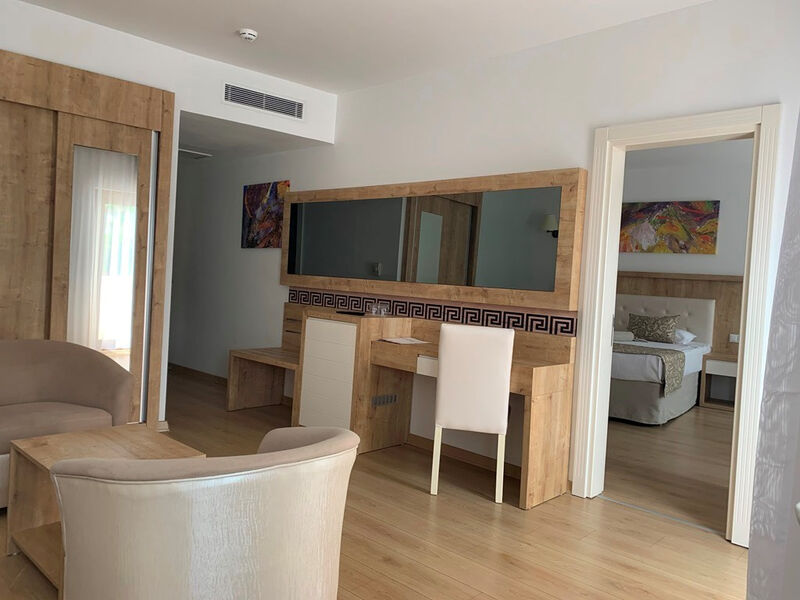 Cesars Resort