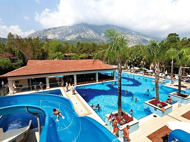 Champion Holiday Village