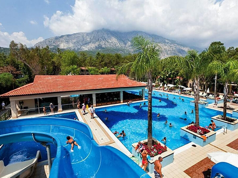 Champion Holiday Village