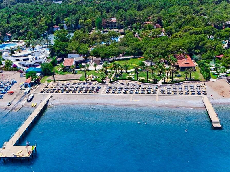 Champion Holiday Village
