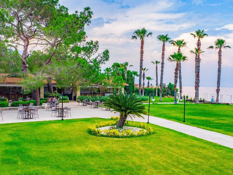 Champion Holiday Village