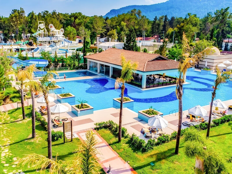Champion Holiday Village