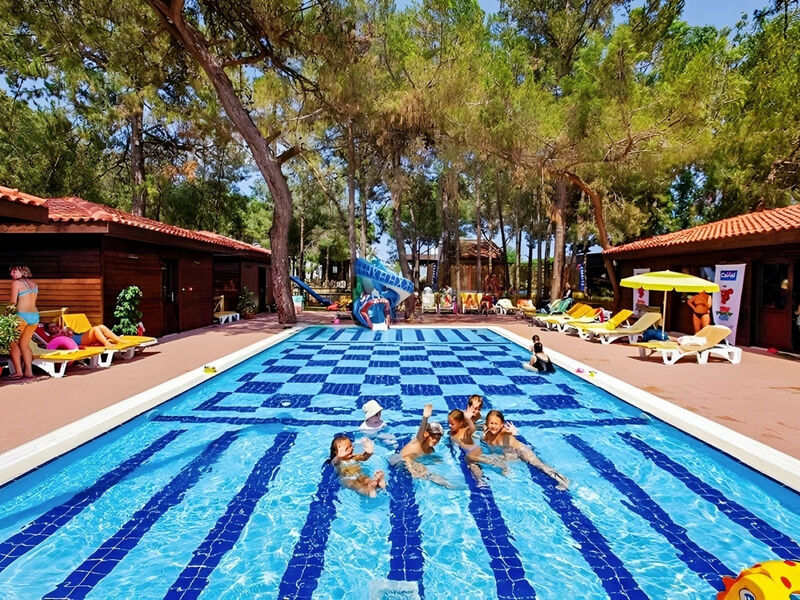 Champion Holiday Village