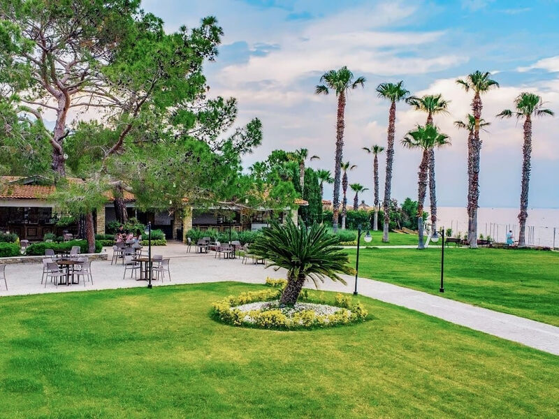 Champion Holiday Village