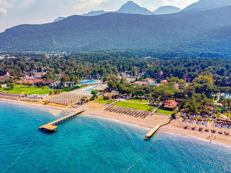 Champion Holiday Village