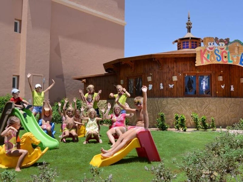 Charmillion Club Aqua Park