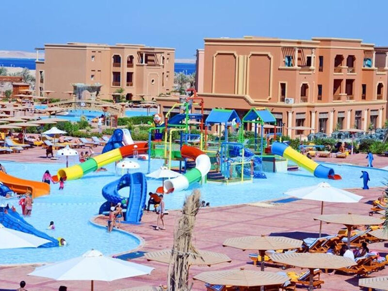 Charmillion Club Aqua Park