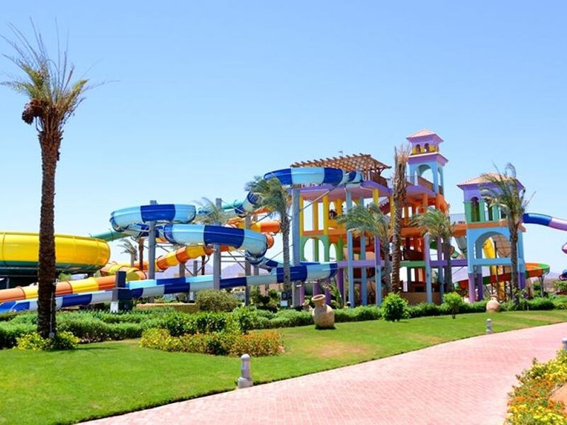 Charmillion Club Aqua Park