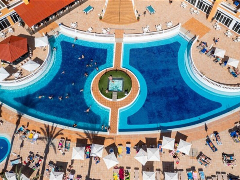Chatur Playa Real Resort
