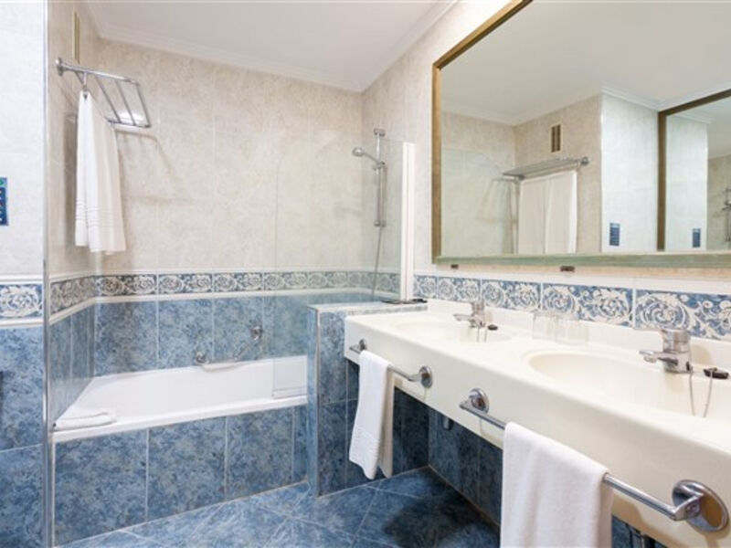 Chatur Playa Real Resort