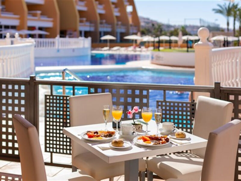 Chatur Playa Real Resort
